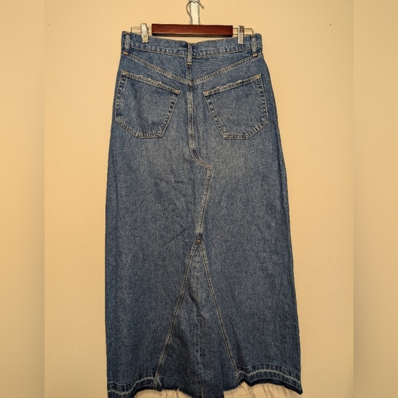 GAP Women’s Denim Midi Skirt Tall 29/8T High Rise Raw Hem 100% Cotton Button Fly - Picture 2 of 8